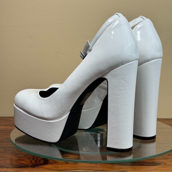 Jeffrey Campbell Okurr Ankle Strap Platform Pump - Picture 11 of 16